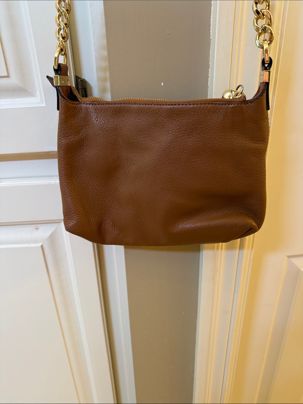 Michael Kors Brown Leather Crossbody with Tassel and Gold Chain - Picture 3 of 7